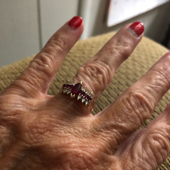 Jewelry - Ruby and diamond ring